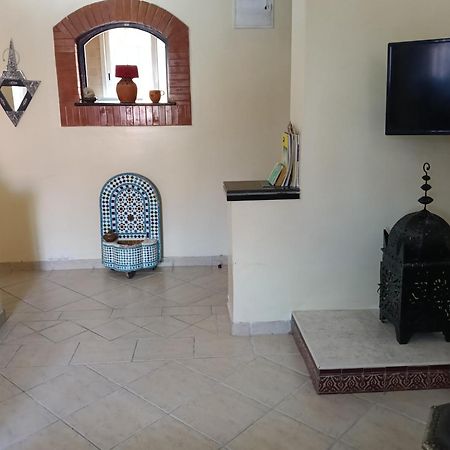 Charmant Appartement Dans Un Quartier Chic Et Calme マラケシュ エクステリア 写真